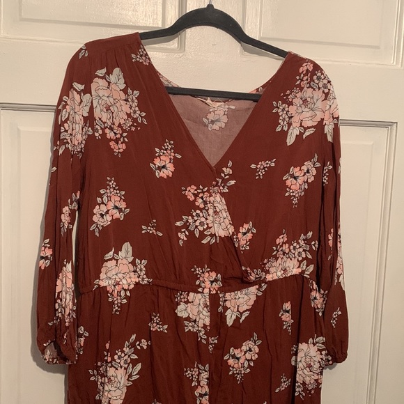 Cape Juby Red Floral Long Sleeve V-Neck Romper With Pockets - Picture 2 of 6